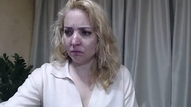 sweetpussy online show from May 17, 2026, 5:09 pm