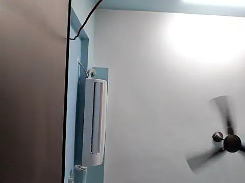 Snapshot of yoursbiswa chatting on March 5, 2026, 7:43 pm yoursbiswa online show from March 5, 2026, 7:43 pm