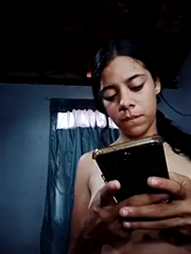 Snapshot of Vaness_hot chatting on March 11, 2026, 12:55 pm Vaness hot online show from March 11, 2026, 12:55 pm