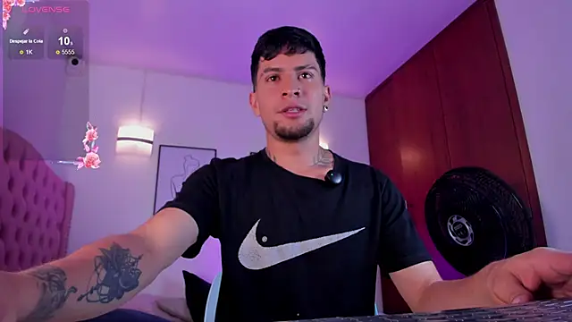 vaalentiino online show from March 6, 2026, 6:48 pm