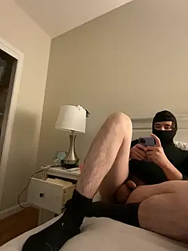 Snapshot of phantom898983 chatting on February 14, 2026, 8:22 am phantom898983 online show from February 14, 2026, 8:22 am