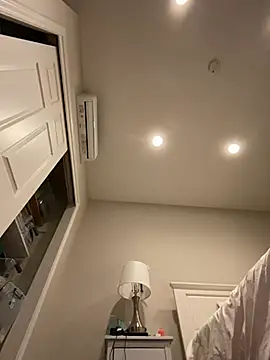 Snapshot of phantom898983 chatting on February 26, 2026, 4:44 am phantom898983 online show from February 26, 2026, 4:44 am