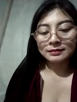 Snapshot of Paerl-sweet chatting on December 22, 2025, 6:10 am Paerl-sweet online show from December 22, 2025, 6:10 am