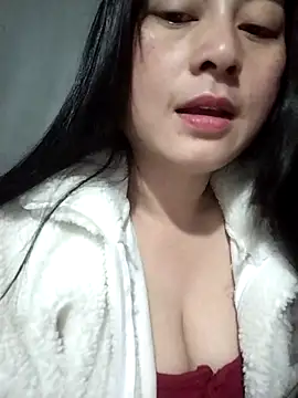 Snapshot of Paerl-sweet chatting on January 8, 2026, 12:13 am Paerl-sweet online show from January 8, 2026, 12:13 am