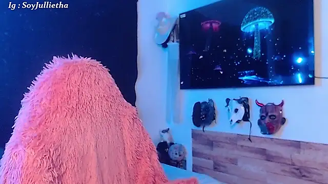 Julls420  online show from January 11, 2026, 7:13 am