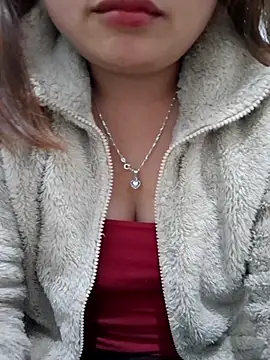 Snapshot of su-kem2 chatting on December 16, 2025, 7:57 am su-kem2 online show from December 16, 2025, 7:57 am