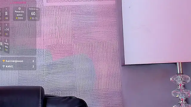 Snapshot of AliceStevenss_ chatting on December 13, 2025, 7:53 pm AliceStevenss online show from December 13, 2025, 7:53 pm