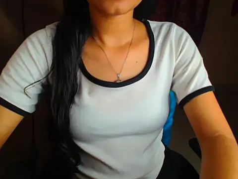 Snapshot of Sexy_Sanaya2 chatting on April 29, 2026, 5:30 pm Sexy Sanaya2 online show from April 29, 2026, 5:30 pm