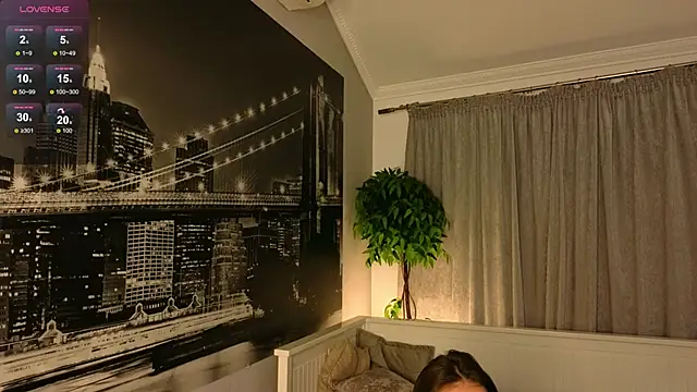 Snapshot of Angelic_kiss chatting on December 21, 2025, 9:11 pm Angelic kiss online show from December 21, 2025, 9:11 pm