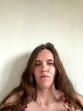 Snapshot of BellaLoverxx chatting on December 18, 2025, 11:27 am BellaLoverxx online show from December 18, 2025, 11:27 am