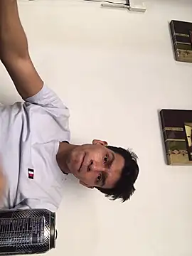 Snapshot of Patrick3_5556 chatting on December 17, 2025, 9:21 pm Patrick3 5556 online show from December 17, 2025, 9:21 pm