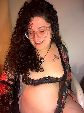 VanesssaMilf  online show from March 11, 2026, 3:01 am