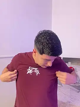 Goldenknight33 online show from April 14, 2026, 2:12 pm