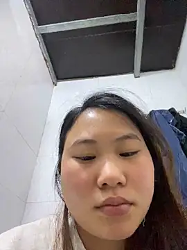 Snapshot of Ly-ly123 chatting on December 15, 2025, 10:36 pm Ly-ly123 online show from December 15, 2025, 10:36 pm