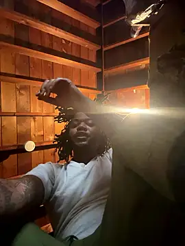 JusGlo1700 online show from January 8, 2026, 9:39 pm