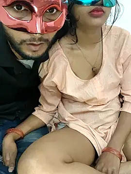 Snapshot of Muskan_Cpl chatting on December 16, 2025, 7:57 am Muskan Cpl online show from December 16, 2025, 7:57 am