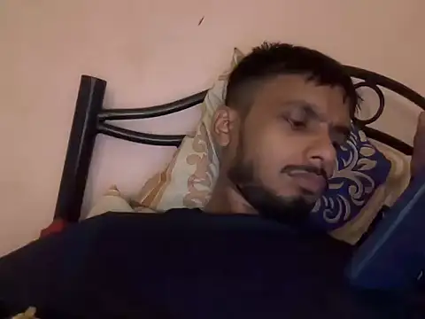 Snapshot of CutieDickBoiii chatting on June 13, 2026, 9:40 am CutieDickBoiii online show from June 13, 2026, 9:40 am