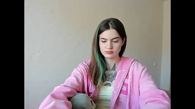 NikkieKitty online show from March 29, 2026, 10:48 am