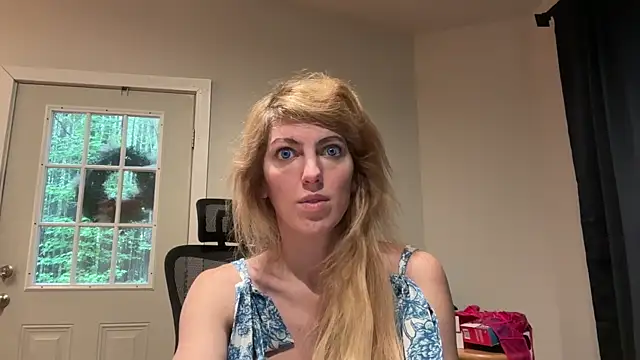 CelestialRuby online show from June 1, 2026, 9:49 pm