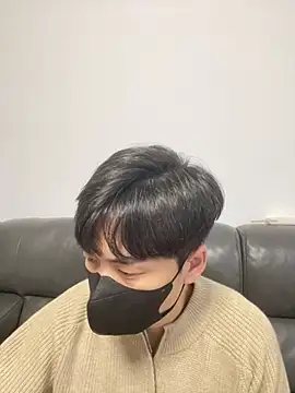 kimze7 online show from January 18, 2026, 2:10 pm