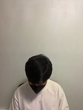 kimze7 online show from March 7, 2026, 10:23 am