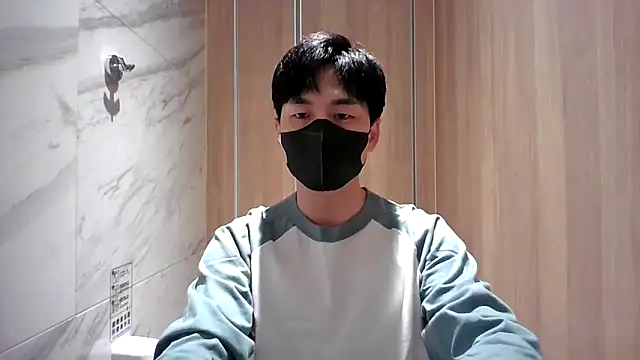 kimze7 online show from March 24, 2026, 6:07 am