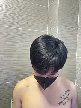 kimze7 online show from March 31, 2026, 10:10 pm