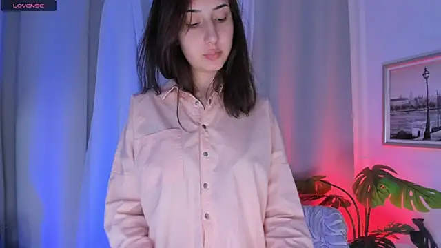 Snapshot of TariLechliter chatting on January 15, 2026, 12:10 pm TariLechliter online show from January 15, 2026, 12:10 pm