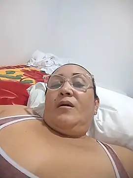 Nini Love  online show from March 6, 2026, 8:16 pm