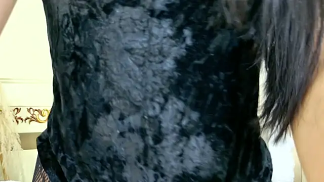 NinnaPiers online show from March 30, 2026, 11:33 am