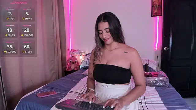 Snapshot of lexxa_ chatting on December 15, 2025, 8:02 pm lexxa online show from December 15, 2025, 8:02 pm