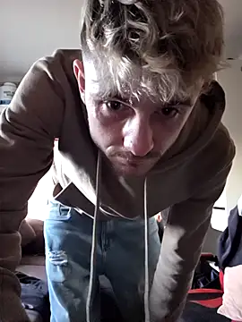 Snapshot of Dejvvvv95 chatting on March 3, 2026, 5:08 pm Dejvvvv95 online show from March 3, 2026, 5:08 pm