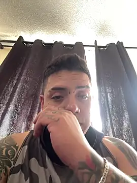 Snapshot of Marlokeo69 chatting on December 14, 2025, 6:45 pm Marlokeo69 online show from December 14, 2025, 6:45 pm