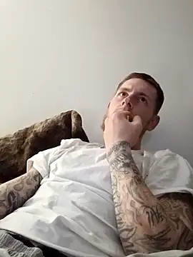 Snapshot of aboogie0420 chatting on December 21, 2025, 12:07 am aboogie0420 online show from December 21, 2025, 12:07 am