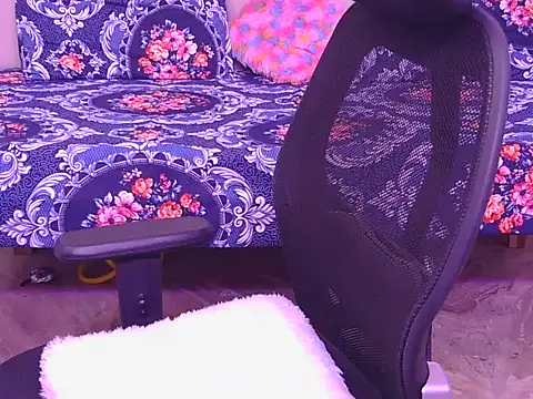 Snapshot of Hii_saru chatting on February 16, 2026, 6:20 am Hii saru online show from February 16, 2026, 6:20 am