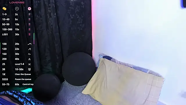 Snapshot of agathawalter_ chatting on January 9, 2026, 7:59 pm agathawalter online show from January 9, 2026, 7:59 pm