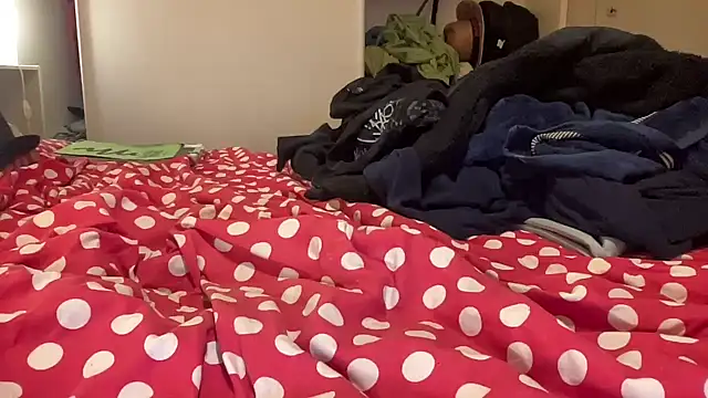 Snapshot of ludooo899 chatting on February 16, 2026, 2:18 am ludooo899 online show from February 16, 2026, 2:18 am