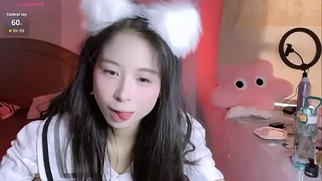 Snapshot of tiantian-160 chatting on December 14, 2025, 9:25 am tiantian-160 online show from December 14, 2025, 9:25 am