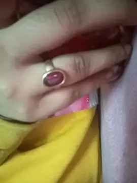 Snapshot of pihuu1313 chatting on March 10, 2026, 4:45 pm pihuu1313 online show from March 10, 2026, 4:45 pm