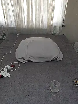 Alireem25 online show from February 24, 2026, 8:23 am