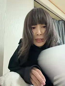 M Lize online show from December 14, 2025, 11:37 am