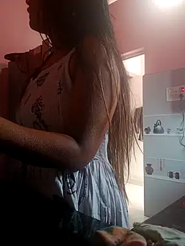 Snapshot of nehakapoor89 chatting on December 17, 2025, 9:04 am nehakapoor89 online show from December 17, 2025, 9:04 am