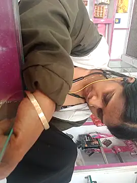 Snapshot of nehakapoor89 chatting on February 21, 2026, 6:36 am nehakapoor89 online show from February 21, 2026, 6:36 am