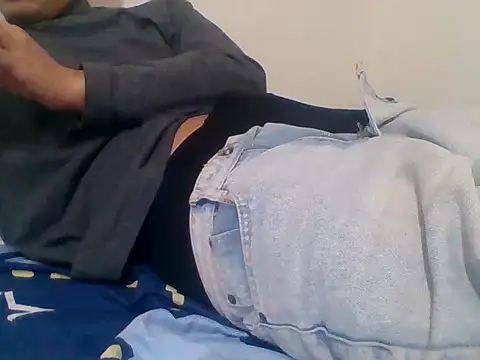 minhhoang964 online show from January 7, 2026, 9:34 am