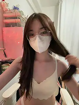 mimichannn99 online show from February 27, 2026, 1:33 pm