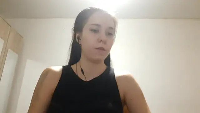 Snapshot of Annette_meow1 chatting on January 12, 2026, 7:13 am Annette meow1 online show from January 12, 2026, 7:13 am