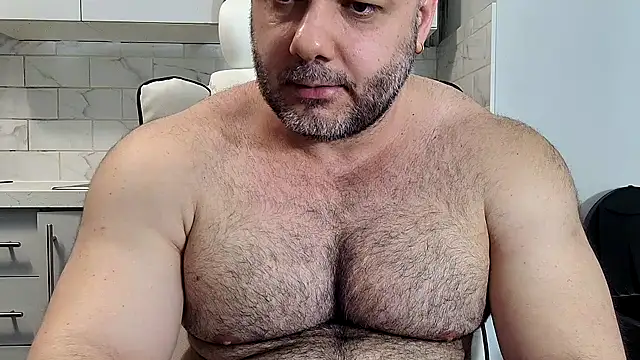 Snapshot of WildJohn_XX chatting on February 10, 2026, 8:57 pm WildJohn XX online show from February 10, 2026, 8:57 pm
