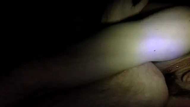 Snapshot of nutt_max chatting on December 15, 2025, 10:08 am nutt max online show from December 15, 2025, 10:08 am