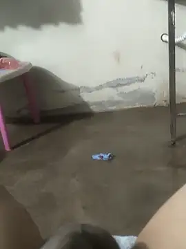 Snapshot of DanielGr27 chatting on December 19, 2025, 12:17 am DanielGr27 online show from December 19, 2025, 12:17 am