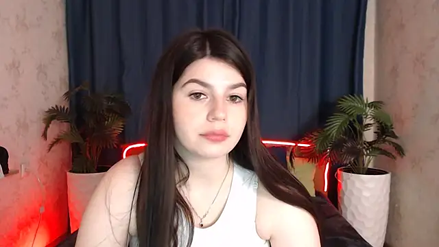 KisaModel online show from April 1, 2026, 6:47 am